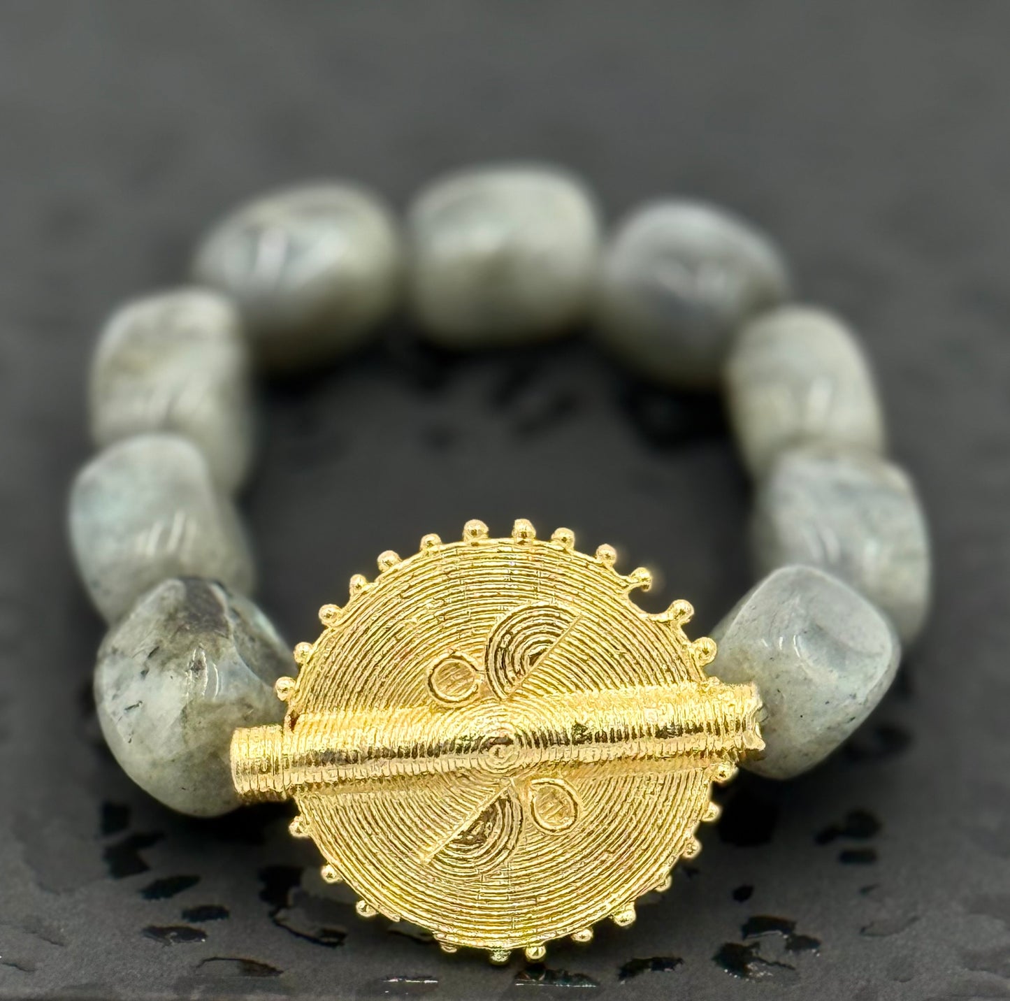Stone and Bronze Grande Bracelet
