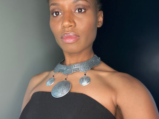 Angelic Aniya Choker